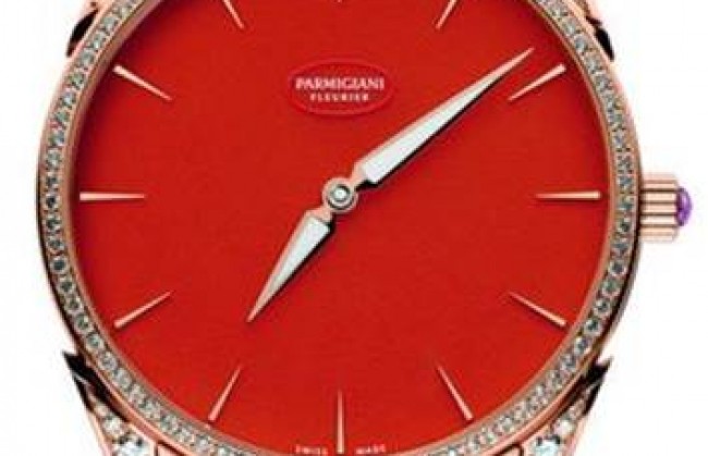 Часы Tonda 1950 Poppy представила компания Parmigiani Fleurier